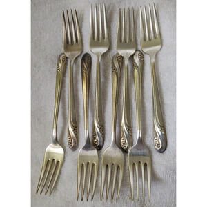Holmes & Edwards Silverplate Silverware Romance Pattern Salad Forks 8 Pieces